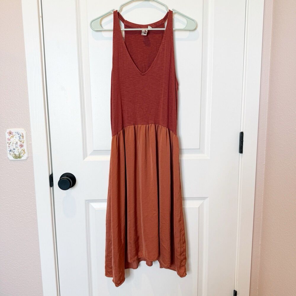Anthropologie Dolan Coral Midi Dress Medium Satin Casual Stretch Lightweight‎